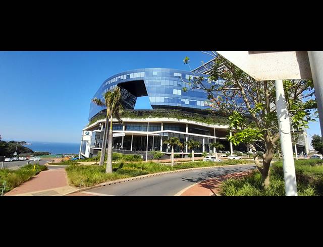 14M² OFFICE TO LET IN UMHLANGA RIDGE